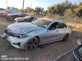 235.bm1319 Bmw Steering Wheel 2019 330i