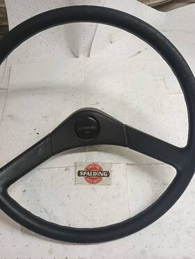 235.flhc00 Freightliner 2000 Fl50 Fl60 Fl70 Fl80 Fl106 Steering Wheel 10841220