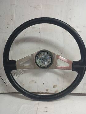 235.ihhc06 International 2006 9200i Steering Wheel 12040454