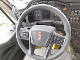 Kenworth 2626360 Replaces 2025 T380 Steering Wheel Oh
