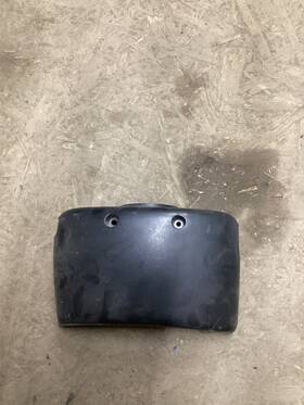 456211 Paccar New Trw Peterbilt Or Kenworth Upper Steering Column Shroud 456211 Paccar New Trw Peterbilt Or Kenworth Upper Steering Column Shroud
