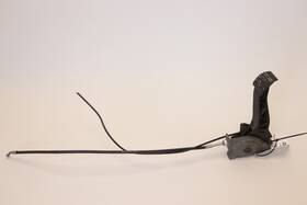 84716335 Volvo 2019-2023 Vnl D13 Steering Wheel Adjuster Pedal With Cable Oem