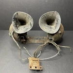 Vintage Autolite Frame Mounted Low/high Note Dual Car Truck Horn *untested*. Fixed Price $79.99.